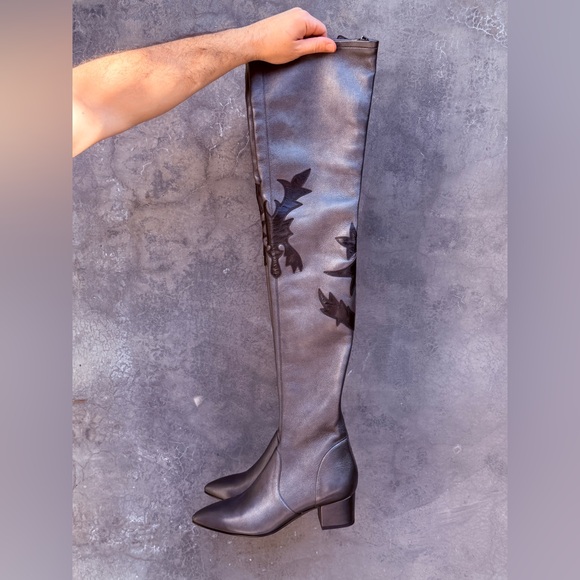 NWT🖤CHANEL🖤14A Metiers D'Art Dark Metallic Grey Thigh High Lambskin Boots - Picture 13 of 17